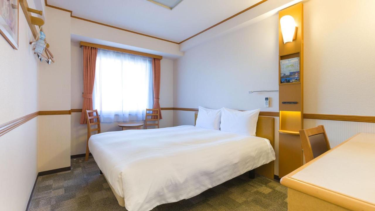 Toyoko Inn Osaka Jr Noda Ekimae Rum bild