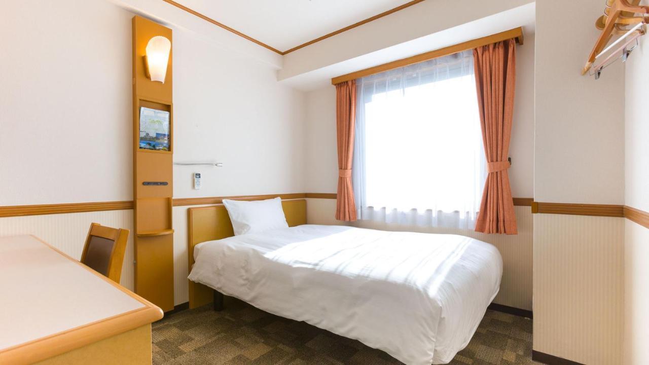 Toyoko Inn Osaka Jr Noda Ekimae Exteriör bild