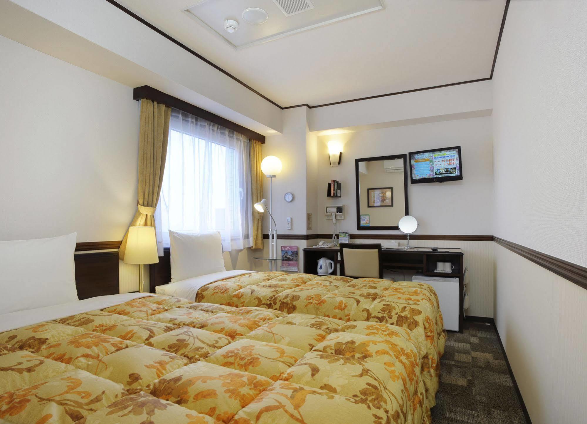 Toyoko Inn Osaka Jr Noda Ekimae Exteriör bild